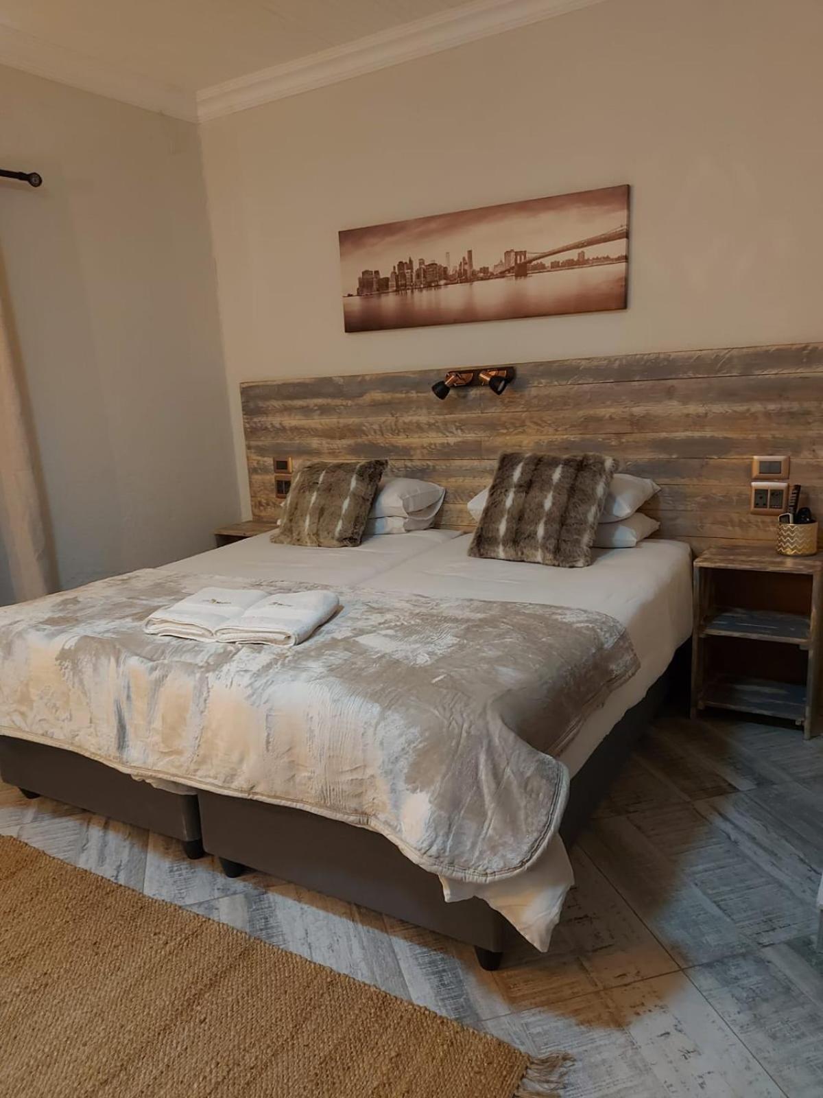 Villa Mariss Guesthouse Kraaifontein Eksteriør bilde