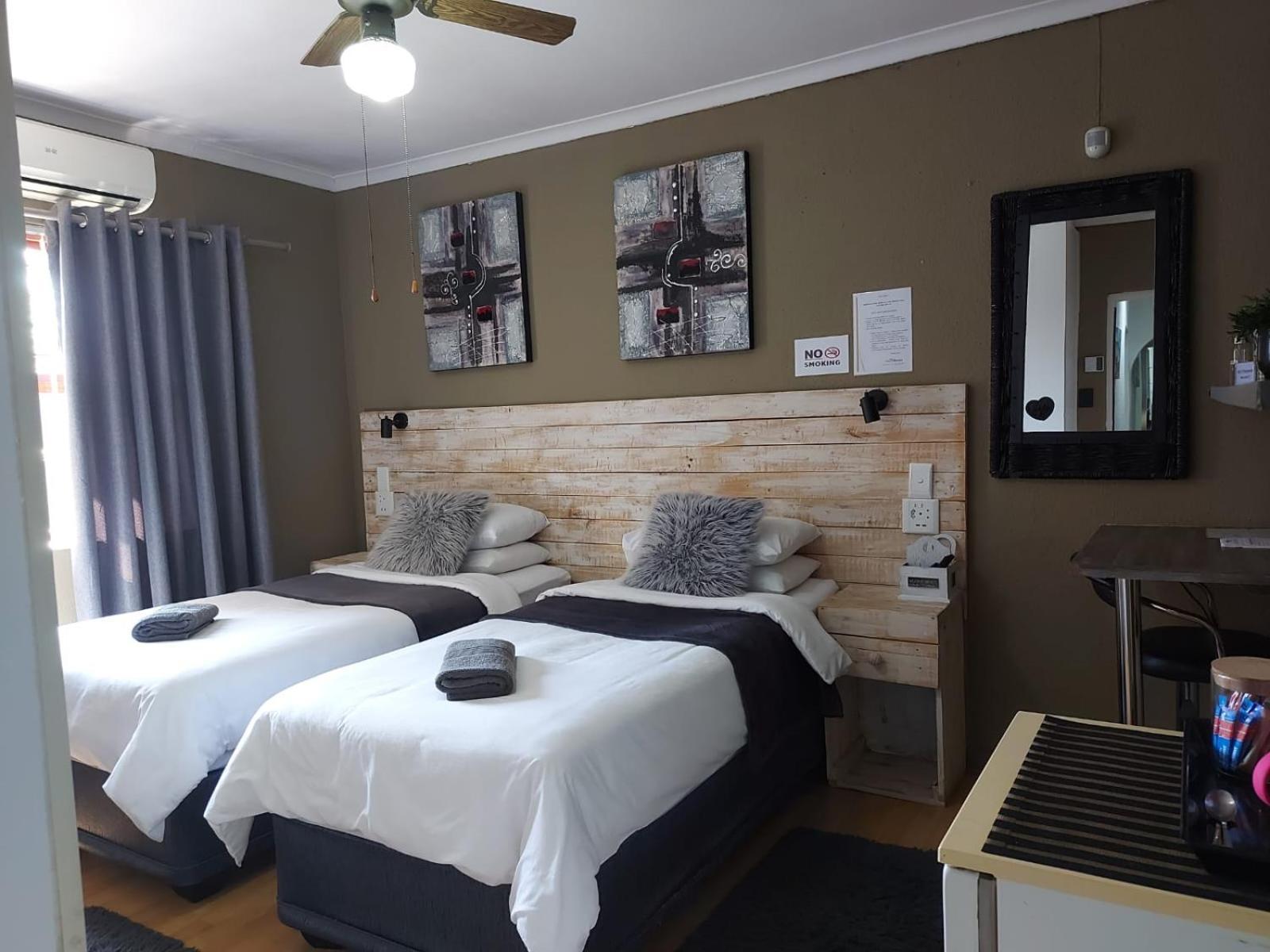 Villa Mariss Guesthouse Kraaifontein Eksteriør bilde